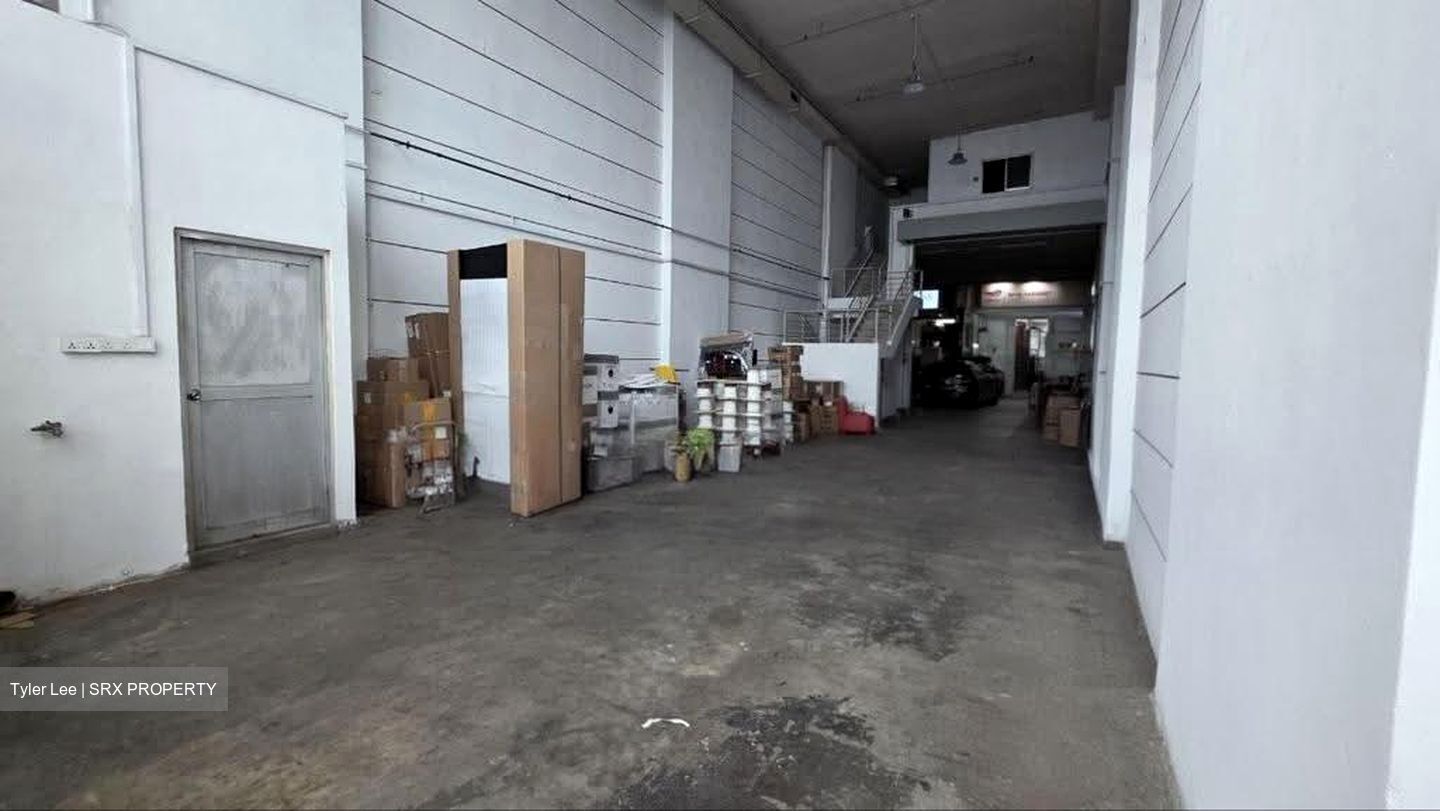 Enterprise Hub (D22), Factory #639403291